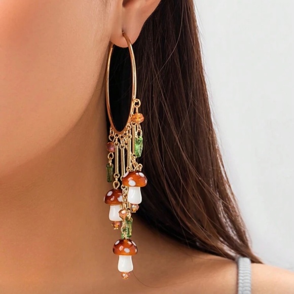 Mushroom Fairy Core Earrings - Picture 2 of 6